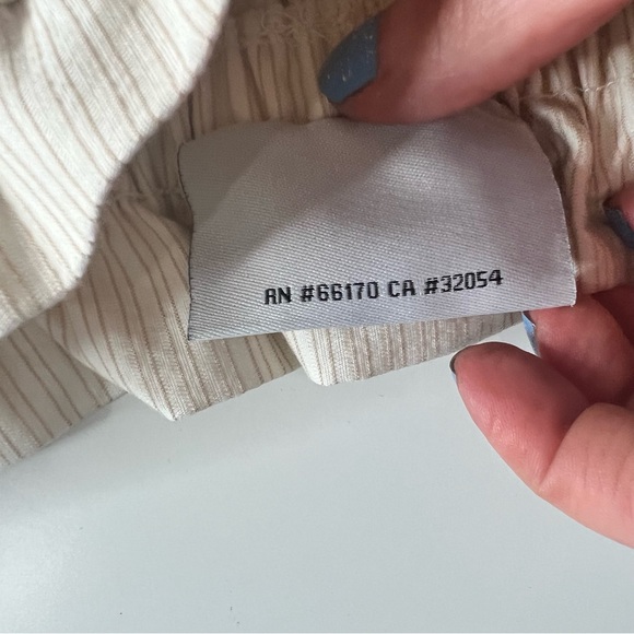 Urban Renewal Recycled Paperbag Seersucker Neutral High Waist Shorts XS - Picture 6 of 11